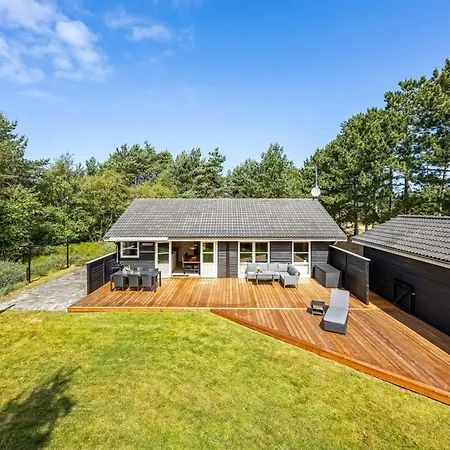 Filimena - 350m From The Sea By Interhome Laeso